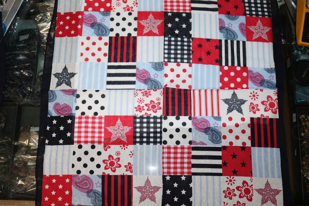 BANDANA A QUADRATI 