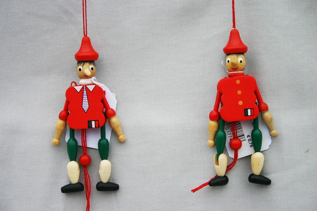 PINOCCHIO LEGNO C/FILO I MIS. 
